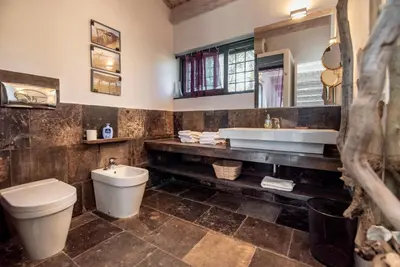Bagno di Villa La Cava del Val di Noto con piscina privata