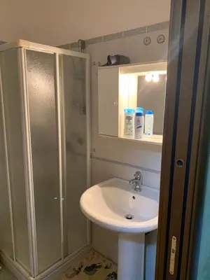 Bagno di Airport Bedroom House