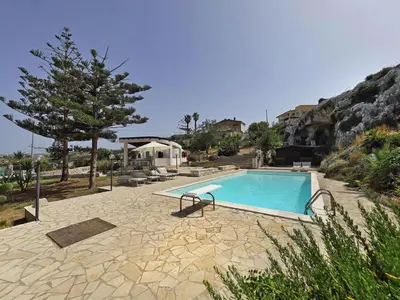 Piscina di Igloo Home Plemmirio with Sea Access & Pool o nelle vicinanze