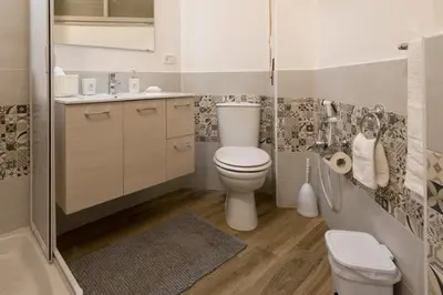Bagno di Casa Bella - 3 Baths - Walk to Ortigia