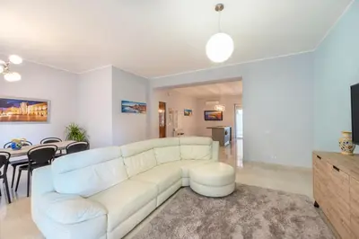 TV o dispositivi per l'intrattenimento presso Casa Bella - 3 Baths - Walk to Ortigia