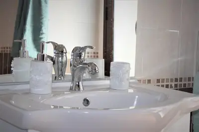 Bagno di MAJORANA PALACE