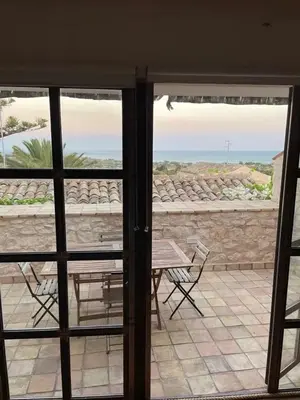 Paesaggio naturale nelle vicinanze della villa