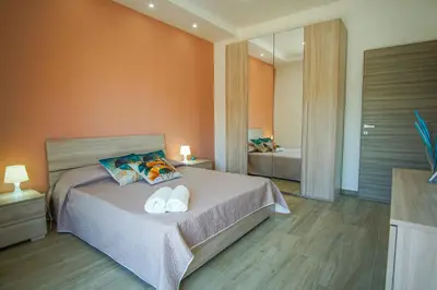 Letto o letti in una camera di Aragosta Apartment - Sea View, a few steps from the beach