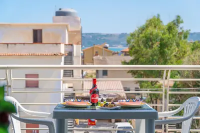 Balcone o terrazza di Laguna Blu Apartment - Panoramic View, Very close to the beach