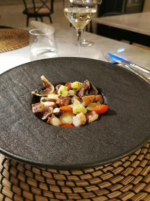 Cibo presso l'hotel o nelle vicinanze