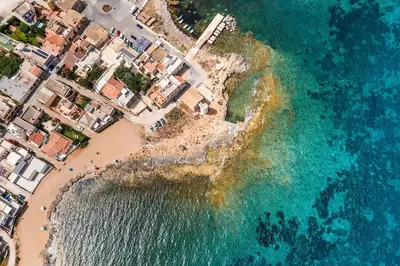 Paesaggio naturale nelle vicinanze della villa