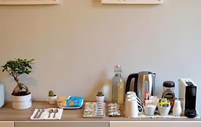 Set per la preparazione di tè e caffè presso Panoramic Suite***** in the heArt of Catania