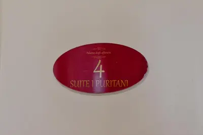Certificato, attestato, insegna o altro documento esposto da Palazzo degli Affreschi