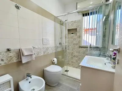 Bagno di Red house near the sandy beach, parking & wi-fi