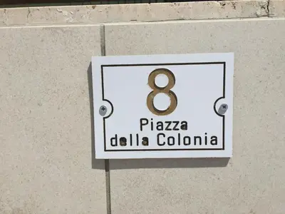 Certificato, attestato, insegna o altro documento esposto da Relax Near The Sea