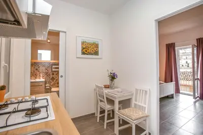 Cucina o angolo cottura di La Finestra Sul Castello - Modica Panoramic Flats