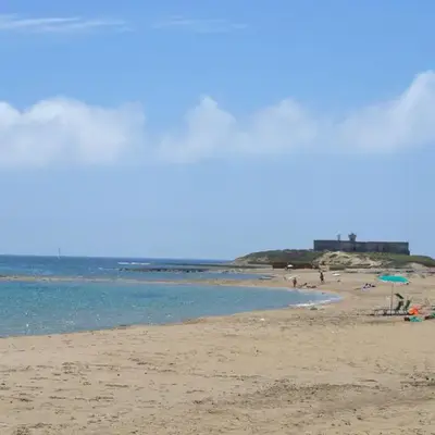 Casa Isola Correnti a 50mt dalla spiaggia