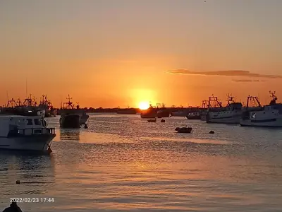 Alba o tramonto visti dall'interno della casa vacanze o dai dintorni