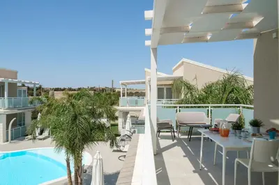 Piscina di Pietra Bianca Marzamemi o nelle vicinanze