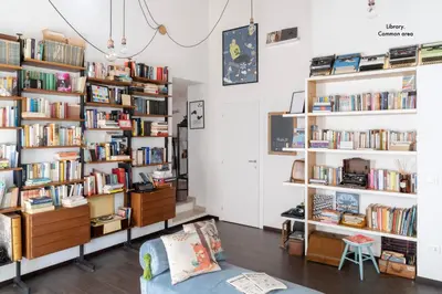 Biblioteca nell'affittacamere