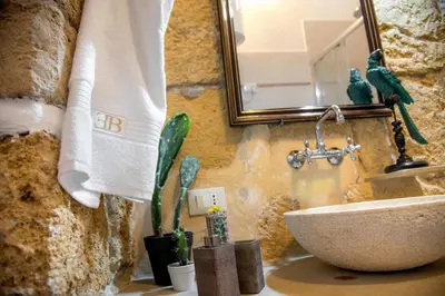Bagno di Ortigia Ancient House