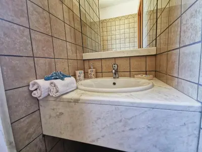 Bagno di Villa Arenile - Seaside - Swimmingpool- Private access to Sea - waterfront - Fontane Bianche - Siracusa