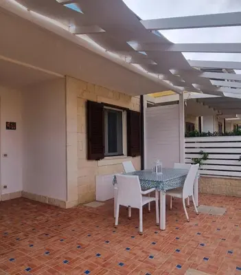 Balcone o terrazza di Casa La Rosa - Residence Rada delle Tortore