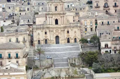 Vista generica su Modica o vista sulla città dall'interno dell'appartamento
