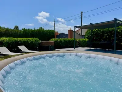 Piscina di DonnaPeppina Siracusa o nelle vicinanze