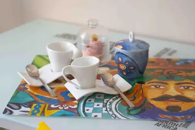 Set per la preparazione di tè e caffè presso Studio Alpha - relax e jacuzzi