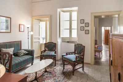 Area soggiorno di MARARETUSA TOURIST APPARTAMENT FOR RENT BREVE - ORTIGIA ISLAND SIRACUSA