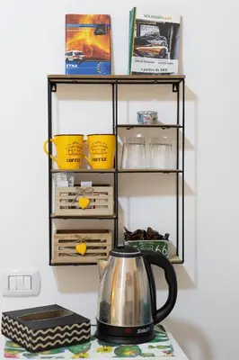 Set per la preparazione di tè e caffè presso Cortile Pace