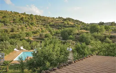 Paesaggio naturale nelle vicinanze della casa vacanze