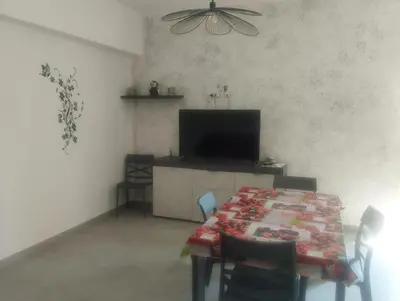 TV o dispositivi per l'intrattenimento presso Charming House with Pool in Arenella, Air Conditioning
