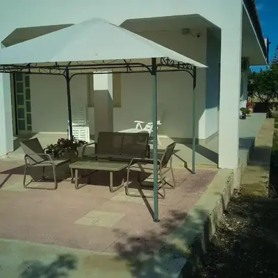 Charming House with Pool in Arenella