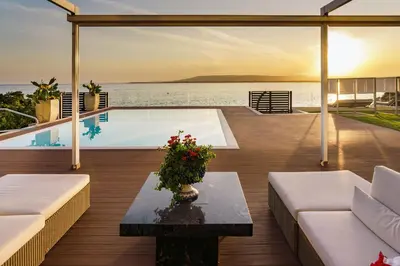 Piscina di Villa Angelina o nelle vicinanze
