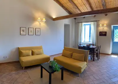 Area soggiorno di Masseria Santacatrini