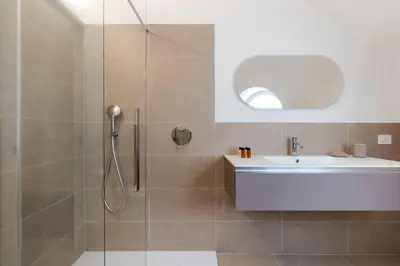 Bagno di Villa del Mito