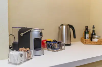 Set per la preparazione di tè e caffè presso Loft moderno Second House Catania 28