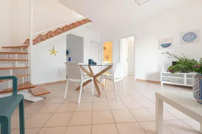 Area soggiorno di ISULATRAVEL - Blu Mediterraneo House