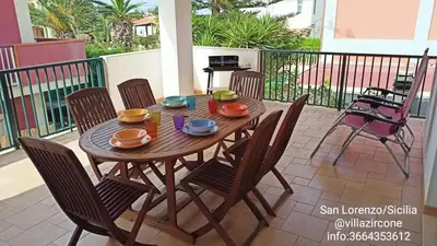 Balcone o terrazza di Reitani San Lorenzo Marzamemi Noto VILLA ZIRCONE