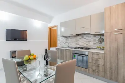 Cucina o angolo cottura di Anna's house near the sandy beach and with wifi