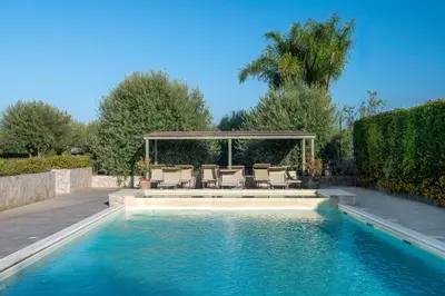 Piscina di Terra Dei Limoni o nelle vicinanze