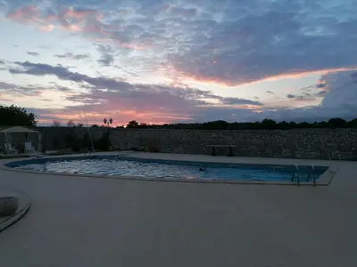 Piscina di Agriturismo Baglio Calanchi o nelle vicinanze