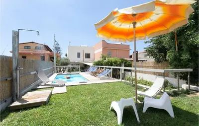 Piscina di Casa Rinadorata o nelle vicinanze