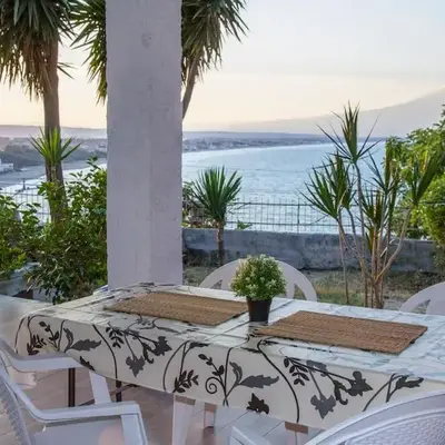TERRACE on the SEA