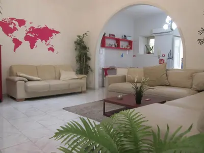 Area soggiorno di Flat 13