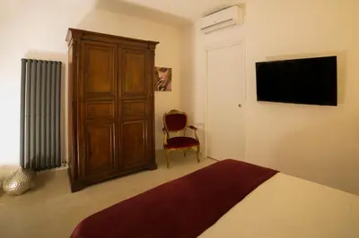 TV o dispositivi per l'intrattenimento presso La Dimora degli Eroi