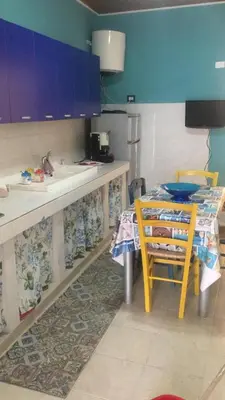 Cucina o angolo cottura di Casa Sciatu di Mari