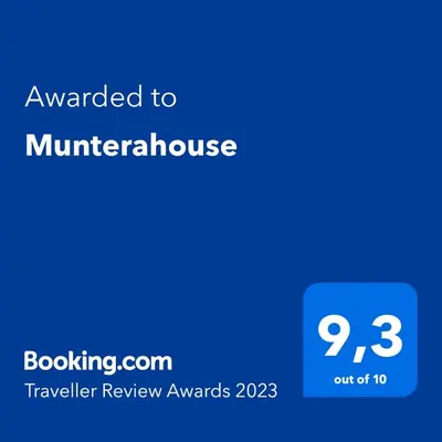 Certificato, attestato, insegna o altro documento esposto da MunteraHouse