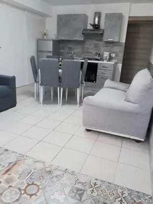 Cucina o angolo cottura di Gray Pearl House