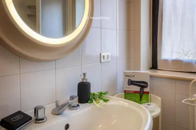 Bagno di Eden Charming House