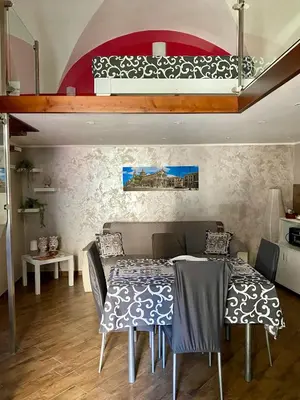 Area soggiorno di Victorys home