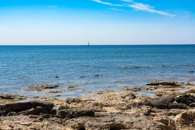 Paesaggio naturale nelle vicinanze della villa
